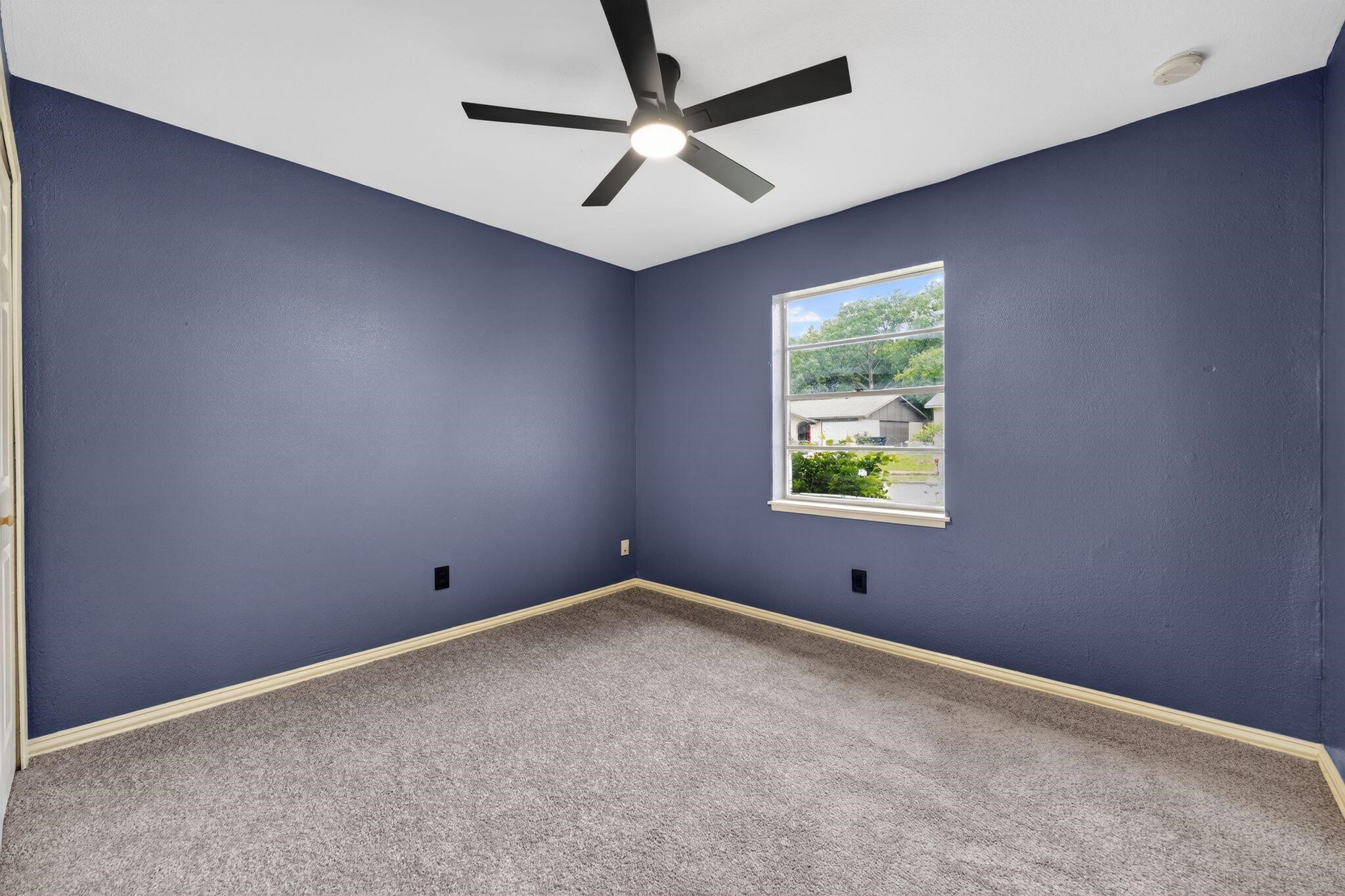 302 Independence Drive Garland TX 75043