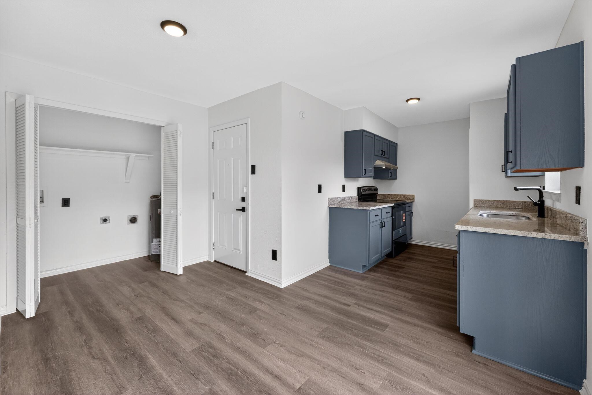 302 Independence Drive Garland TX 75043
