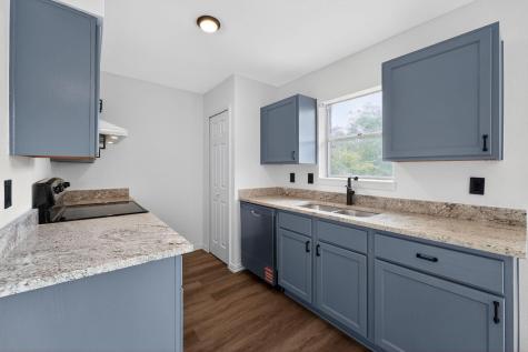 302 Independence Drive Garland TX 75043