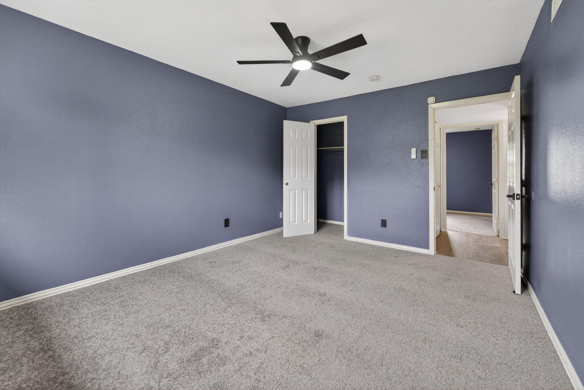 302 Independence Drive Garland TX 75043