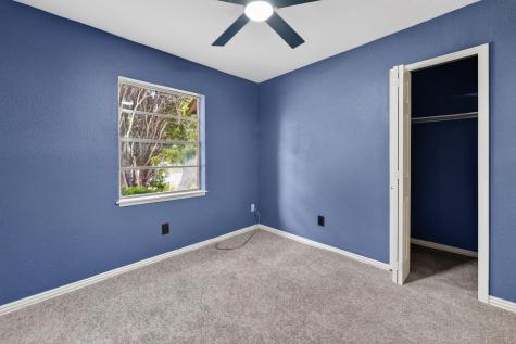 302 Independence Drive Garland TX 75043
