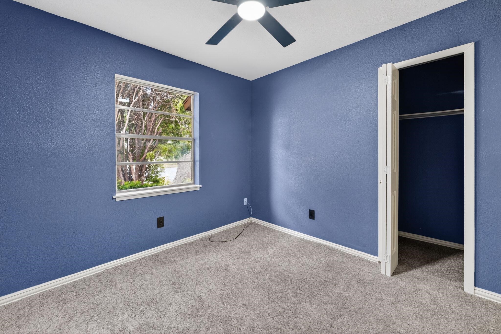 302 Independence Drive Garland TX 75043