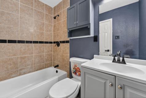 302 Independence Drive Garland TX 75043