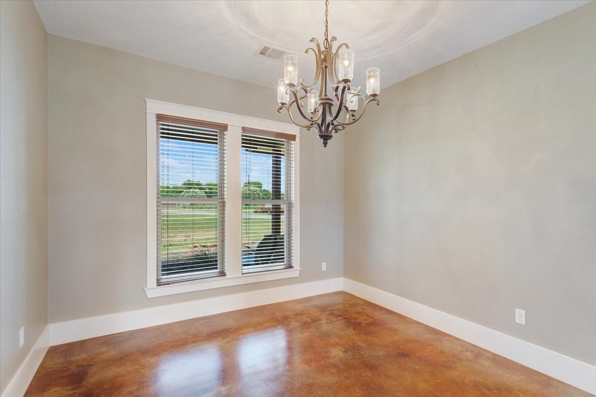 516 Spring Town Road Van Alstyne TX 75495