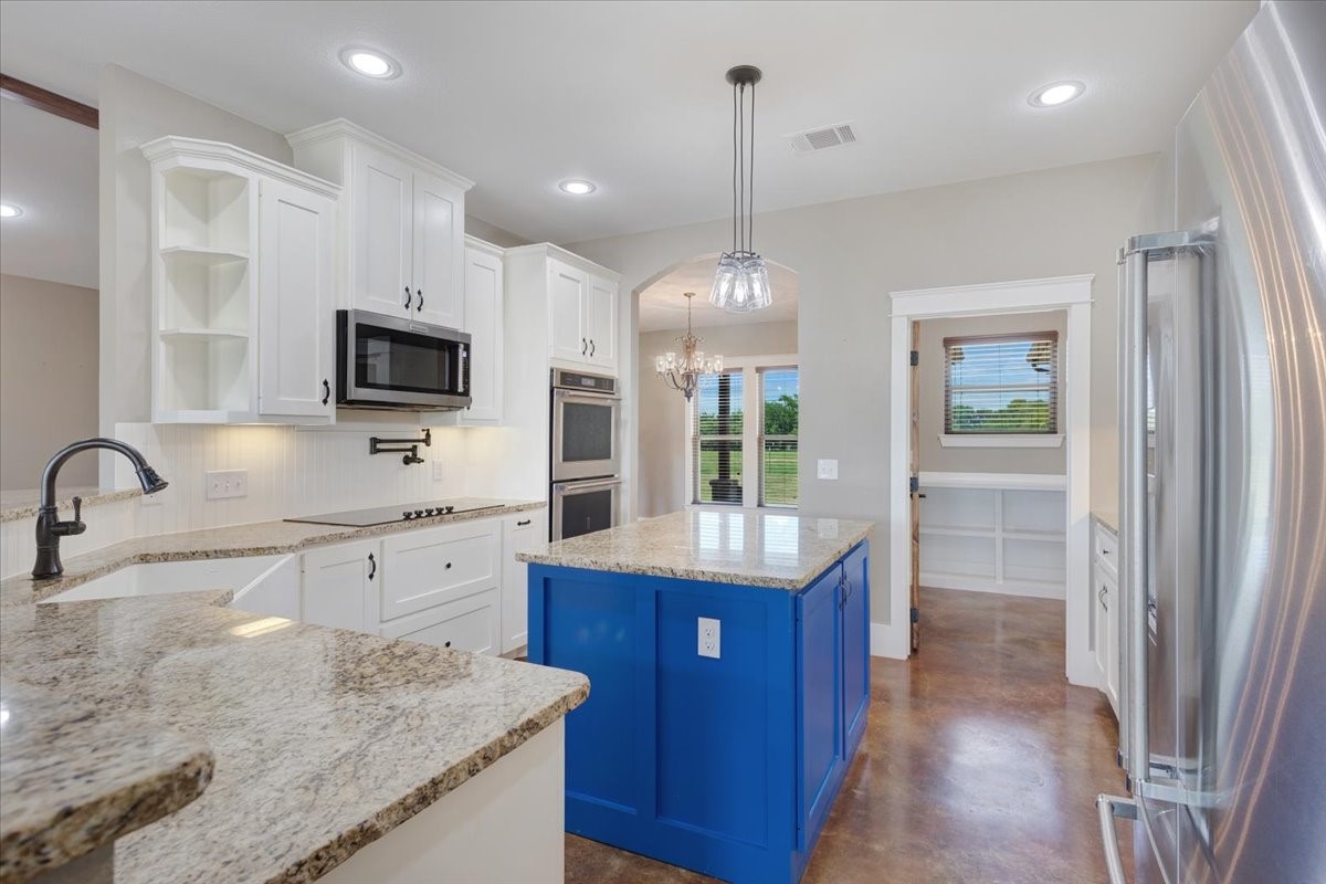 516 Spring Town Road Van Alstyne TX 75495