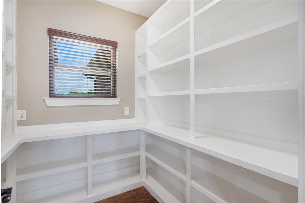 516 Spring Town Road Van Alstyne TX 75495