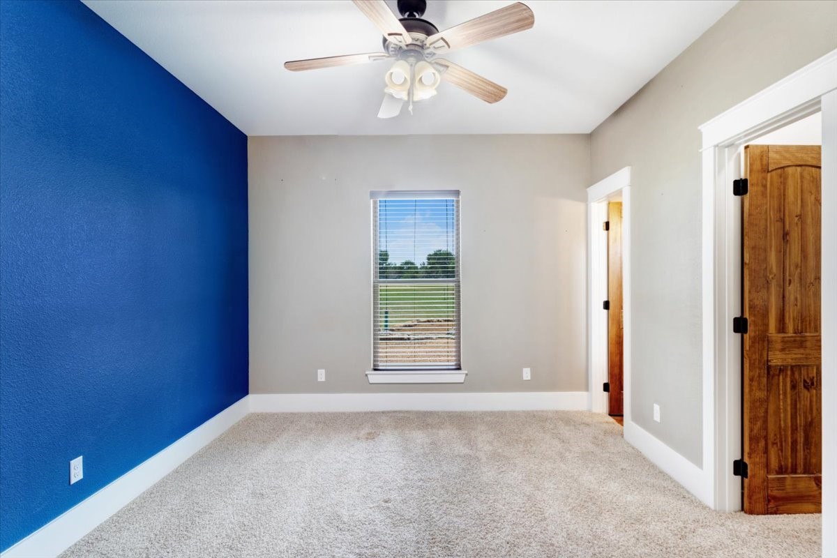 516 Spring Town Road Van Alstyne TX 75495