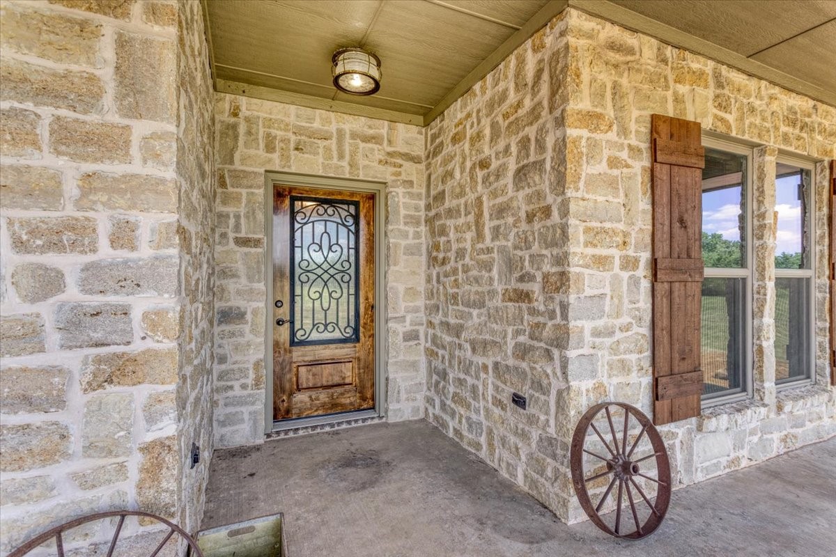 516 Spring Town Road Van Alstyne TX 75495