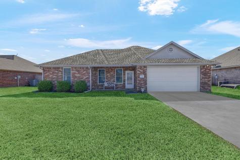 709 Dixie Lane Whitewright TX 75491