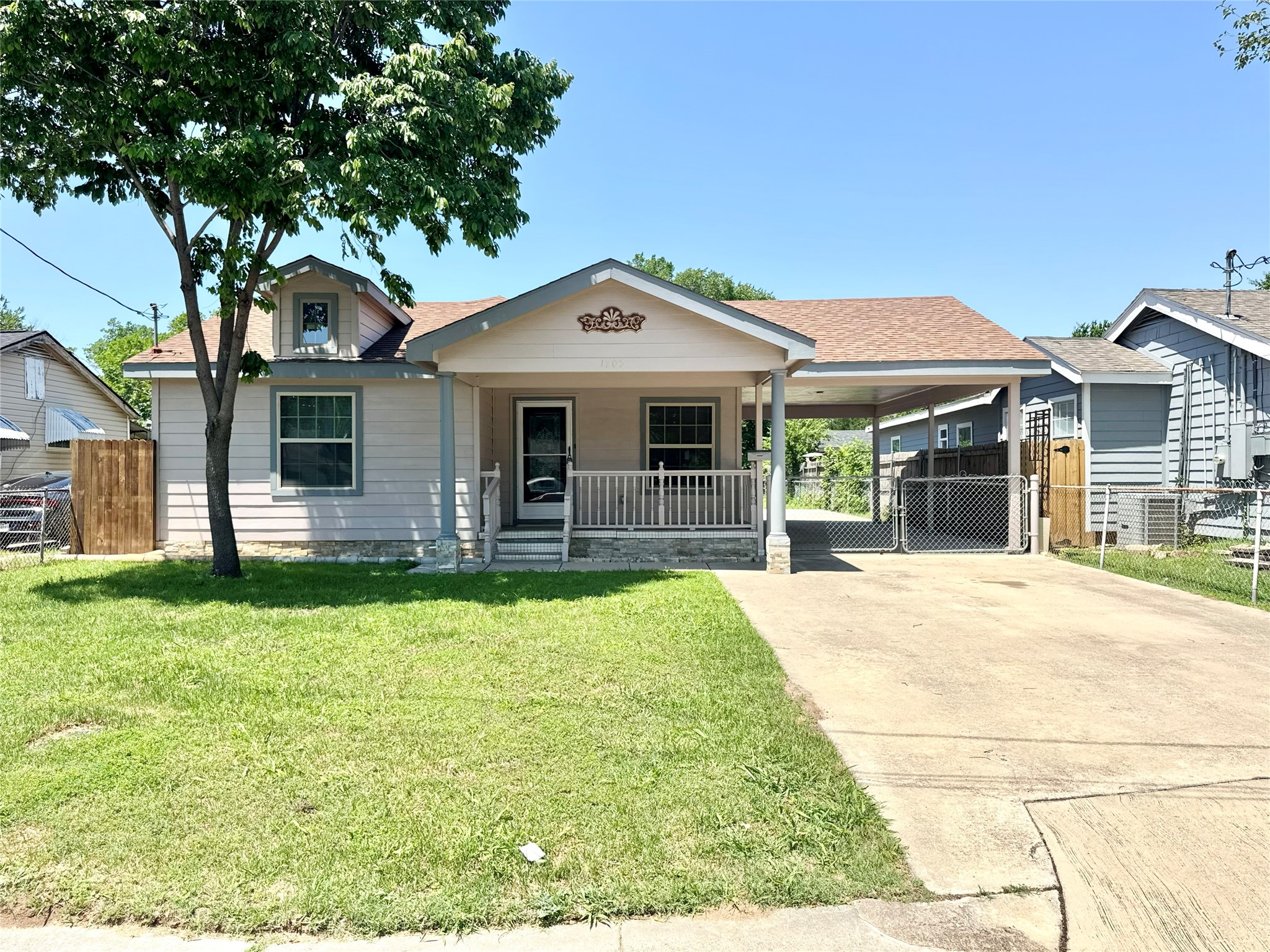1705 Oak Lea Drive Irving TX 75061