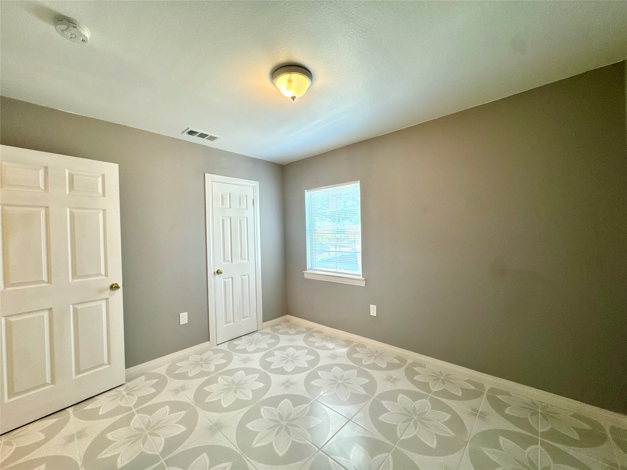 1705 Oak Lea Drive Irving TX 75061