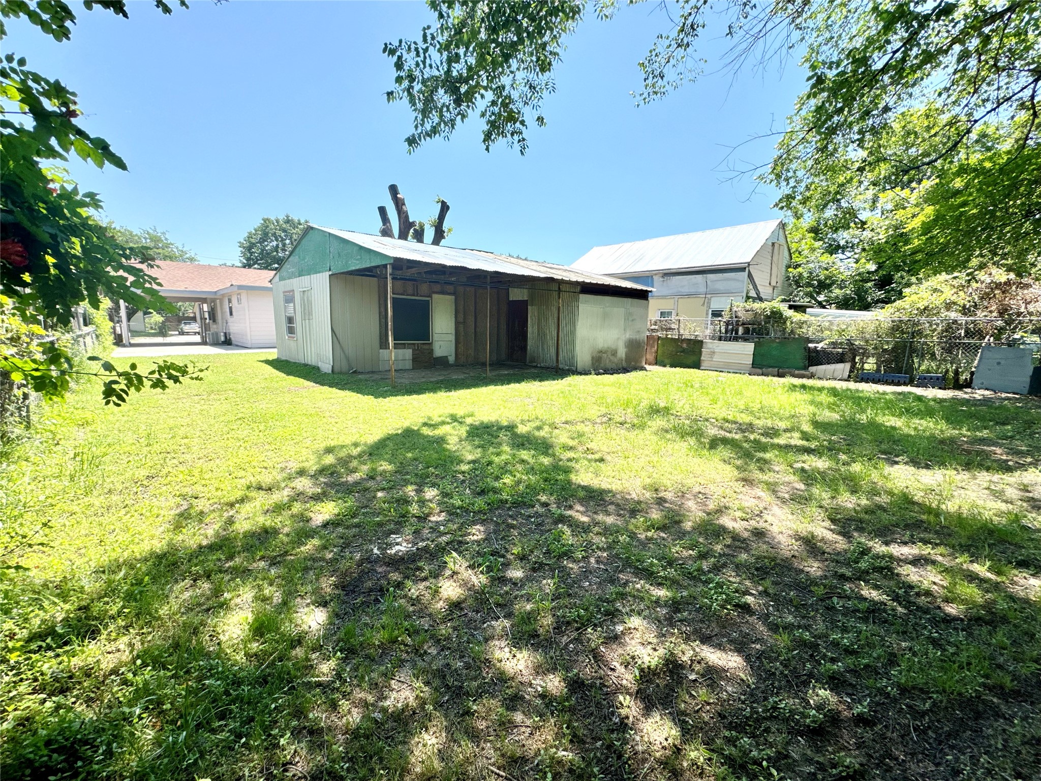 1705 Oak Lea Drive Irving TX 75061
