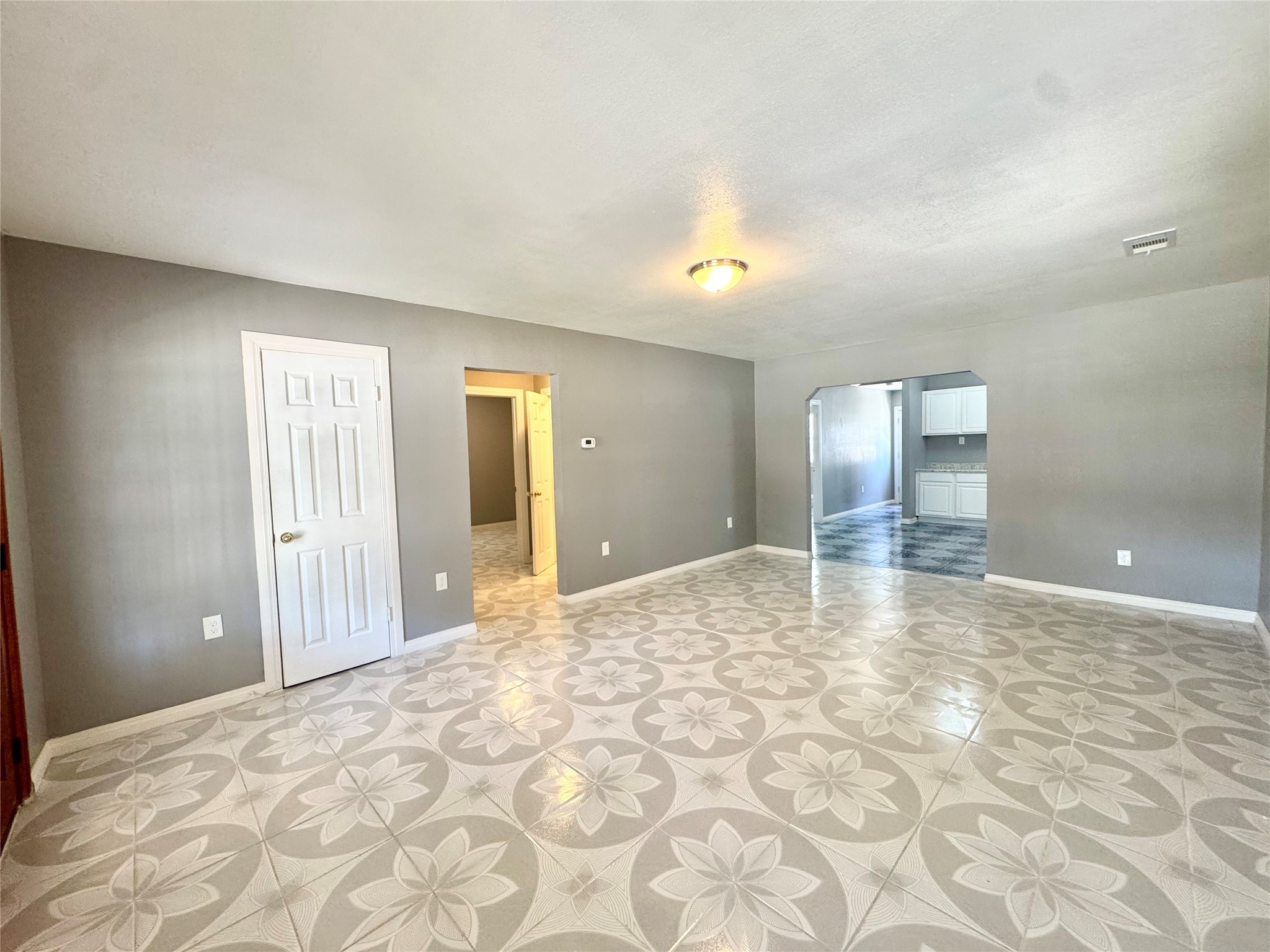 1705 Oak Lea Drive Irving TX 75061