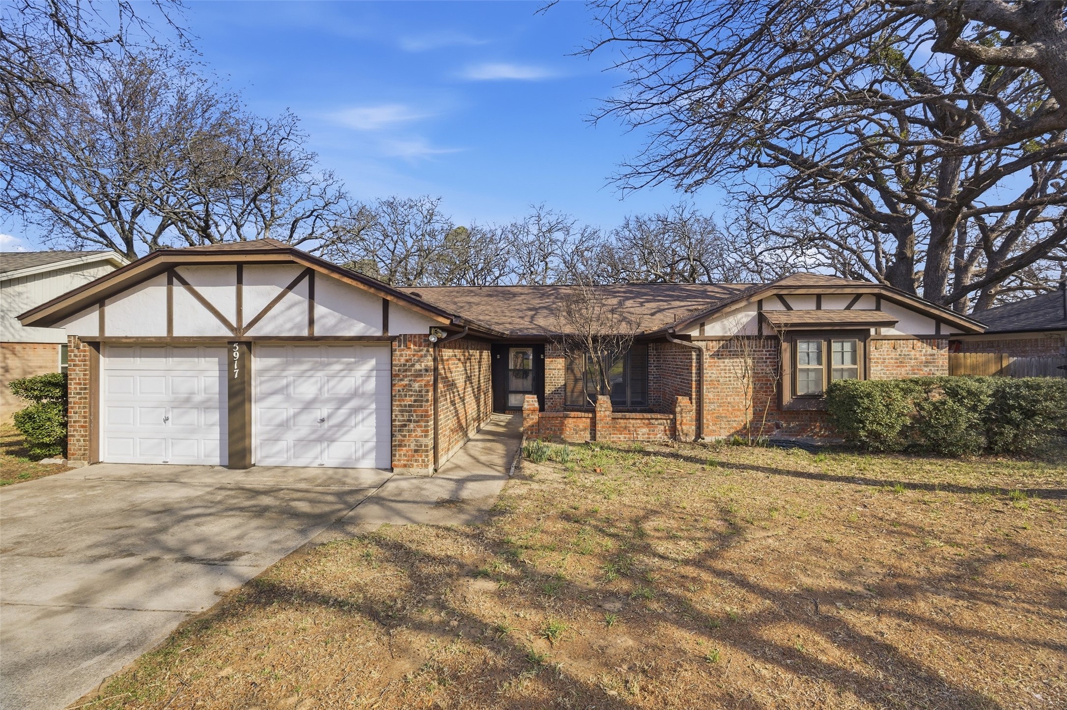 5917 Pleasant Wood Trail Arlington TX 76016