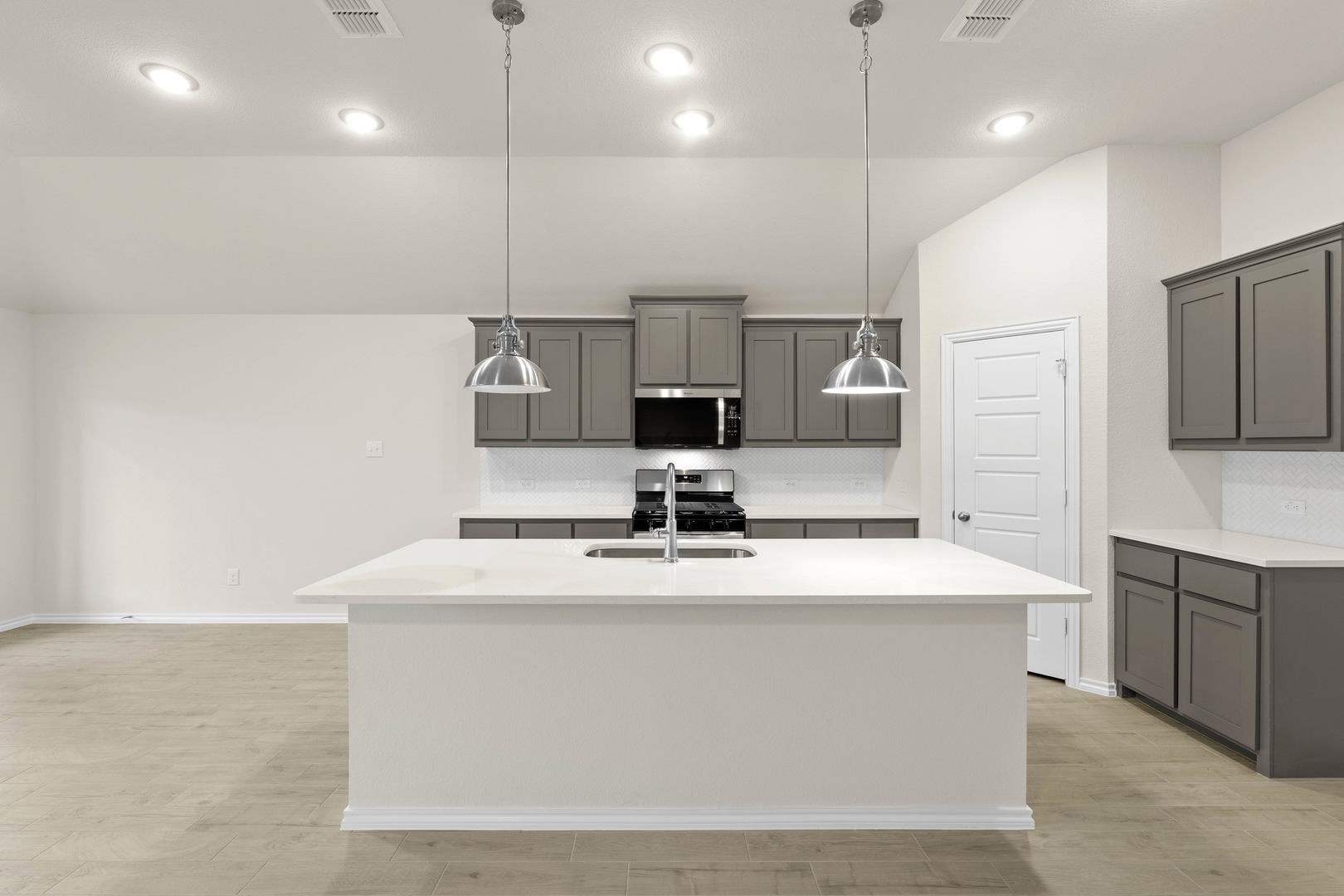 1903 Seminole Drive Cleburne TX 76033