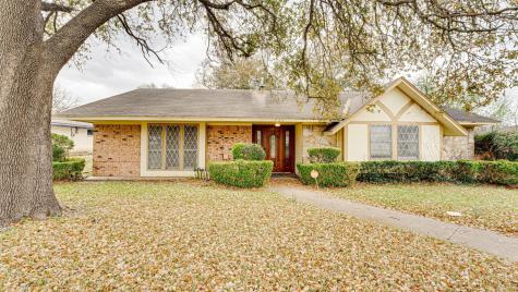 936 Dogwood Trail Lancaster TX 75146