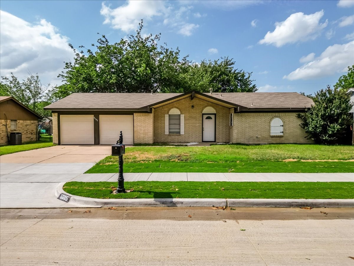 6605 Summertime Lane Watauga TX 76148
