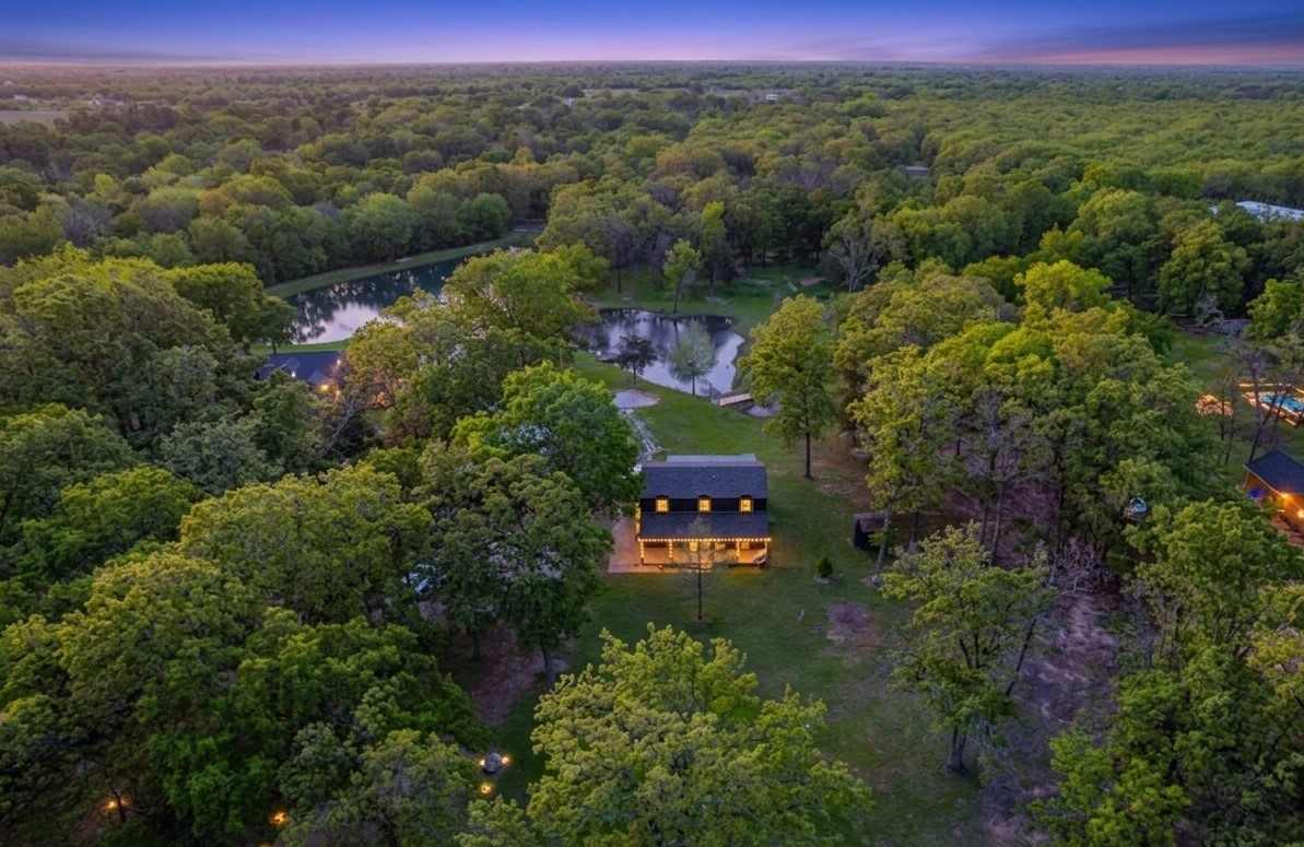 2523 County Road 3303 Greenville TX 75402
