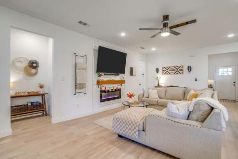 2217 Forest Hill Lane Granbury TX 76048