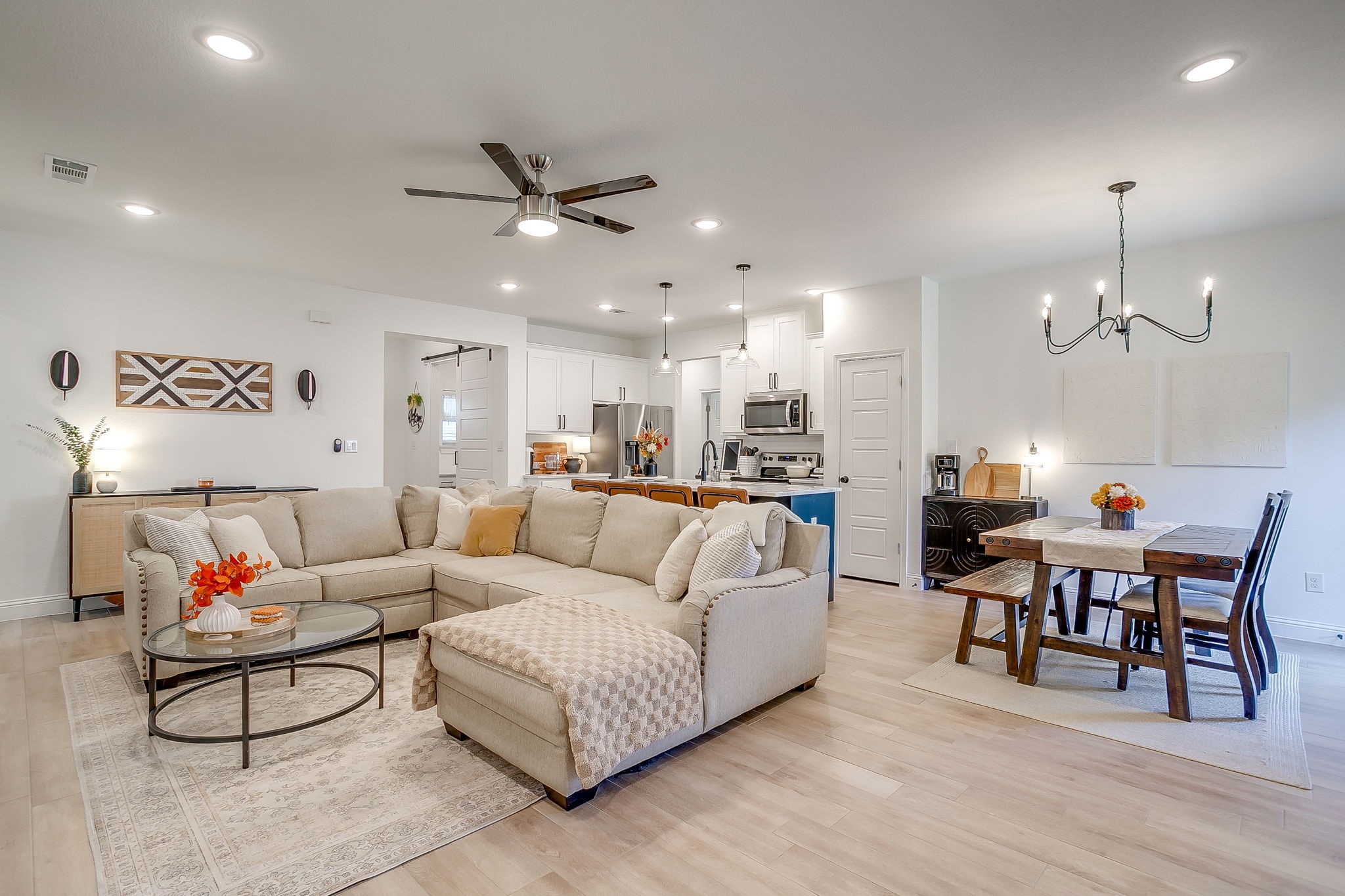 2217 Forest Hill Lane Granbury TX 76048