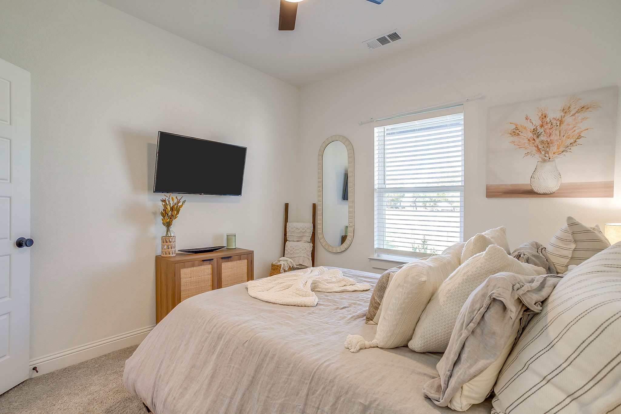 2217 Forest Hill Lane Granbury TX 76048