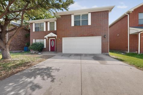 1001 Vicksburg Drive Ennis TX 75119