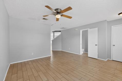 1001 Vicksburg Drive Ennis TX 75119