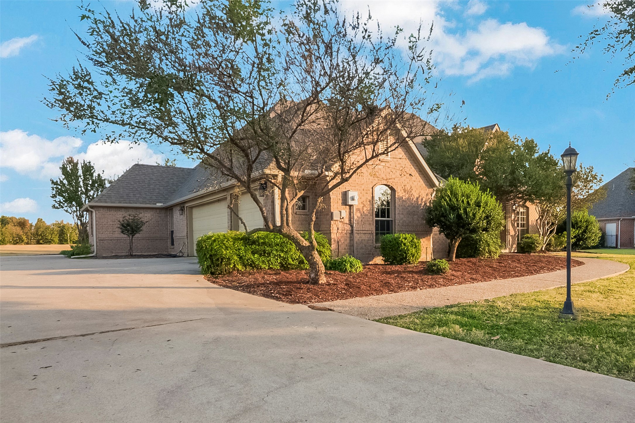 102 Buckskin Drive Van Alstyne TX 75495