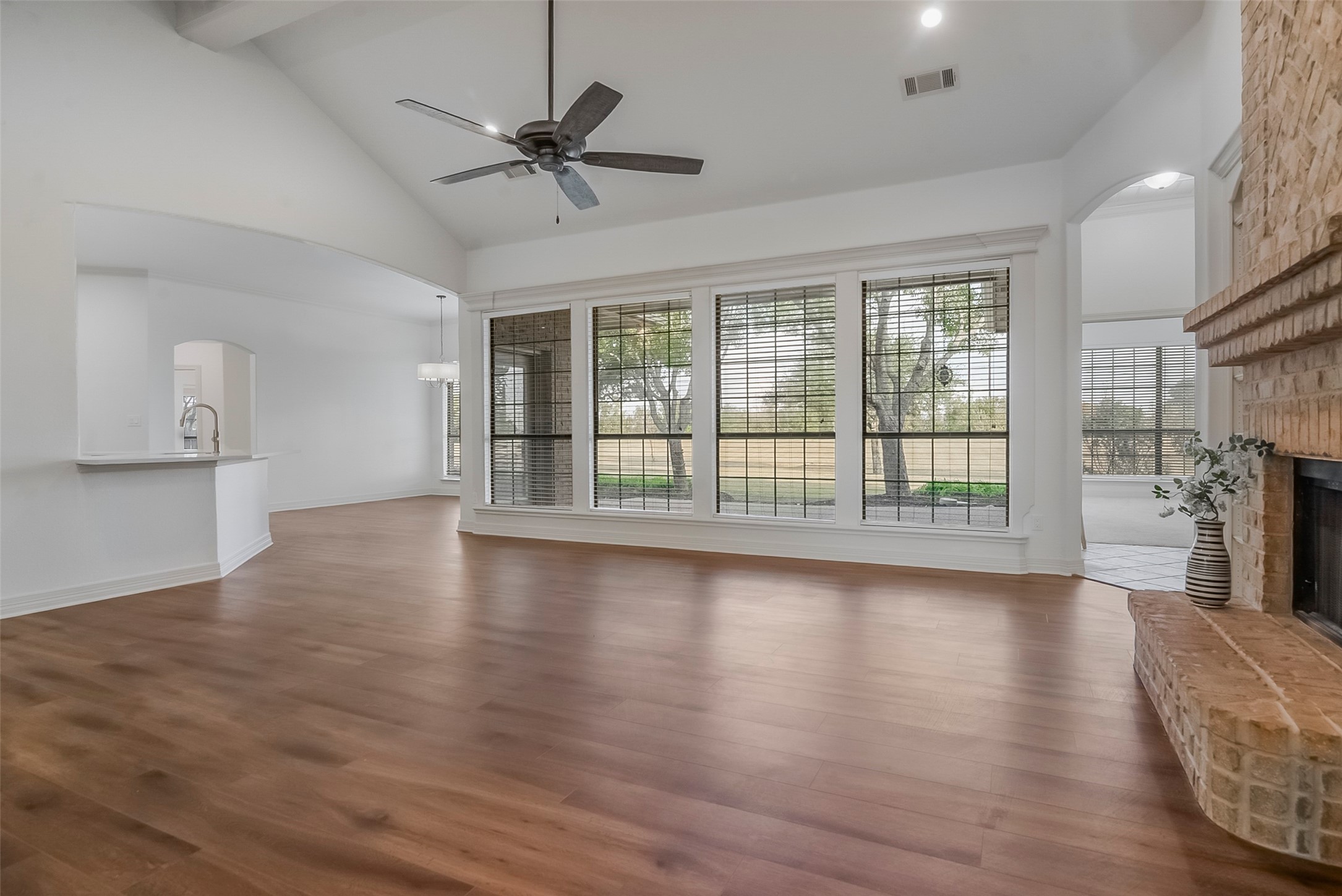 102 Buckskin Drive Van Alstyne TX 75495