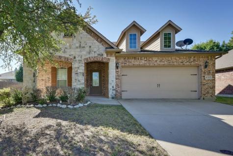 4353 Red Clover Lane Crowley TX 76036