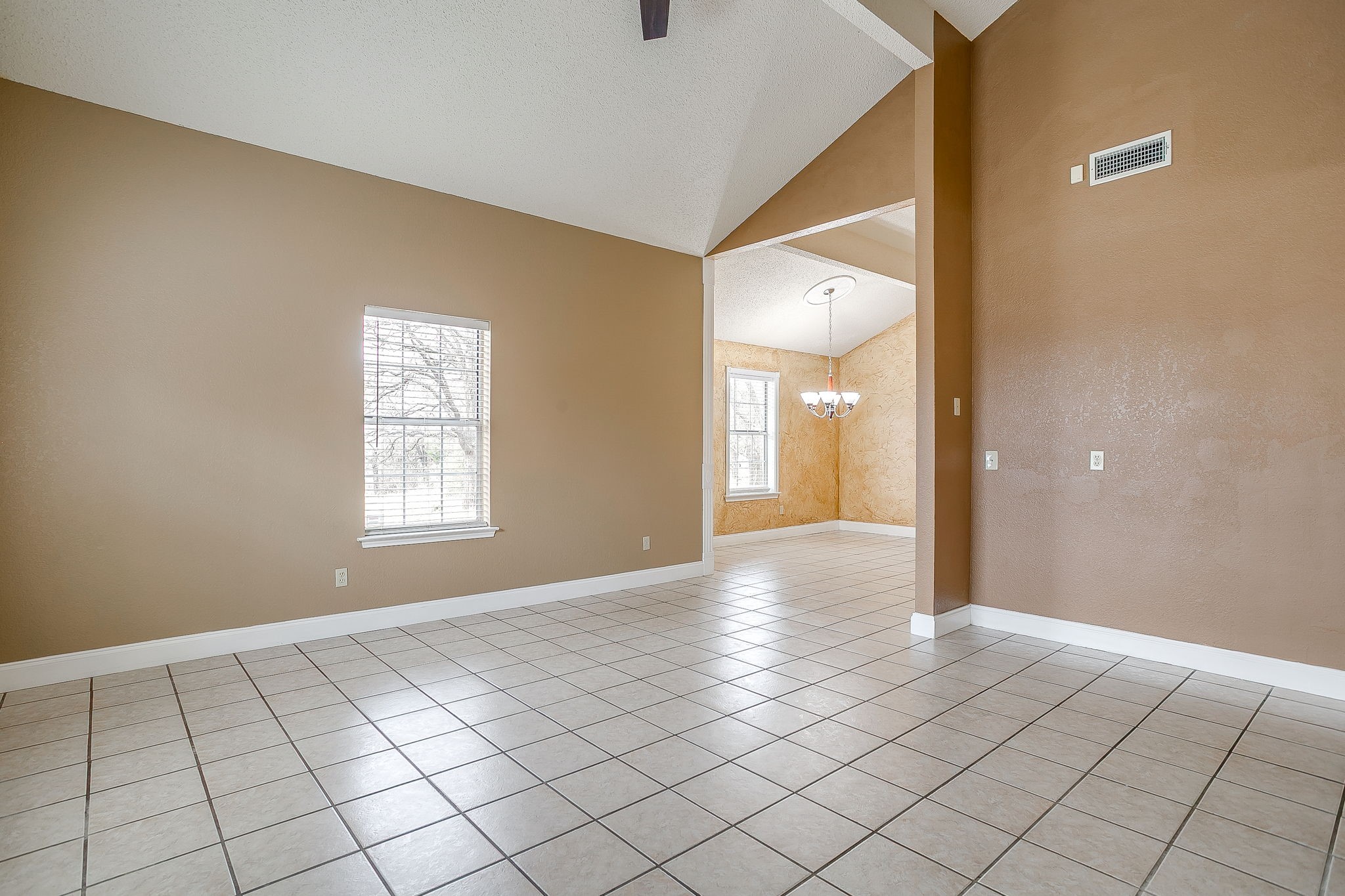 8129 County Road 804 Burleson TX 76028
