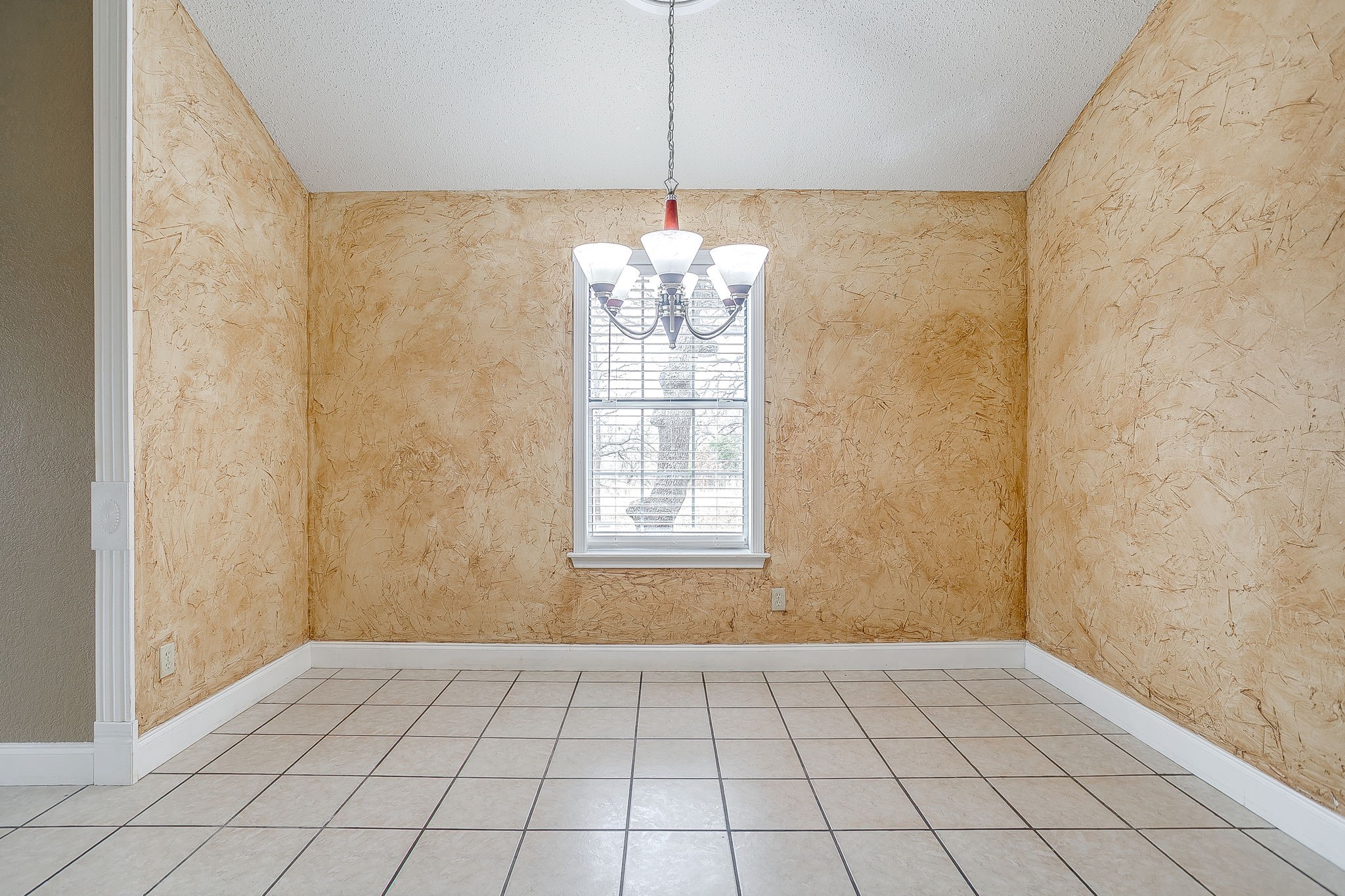 8129 County Road 804 Burleson TX 76028