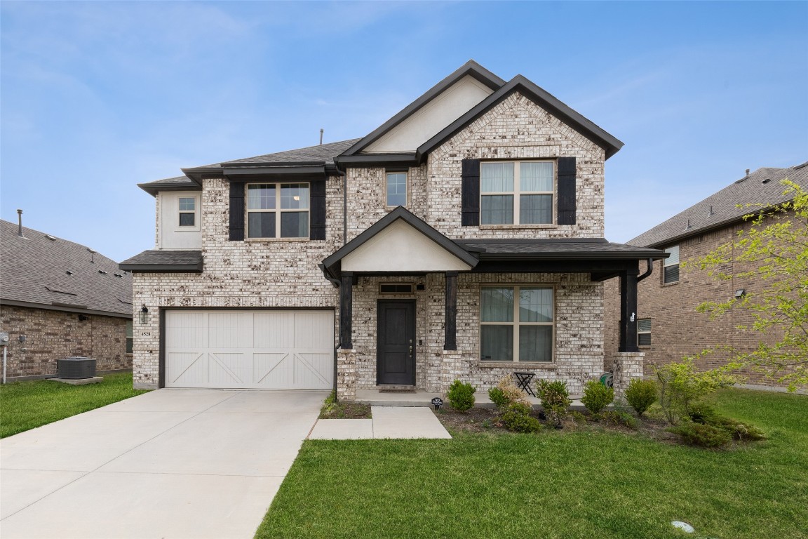 4528 Hemingway Avenue Aubrey TX 76227