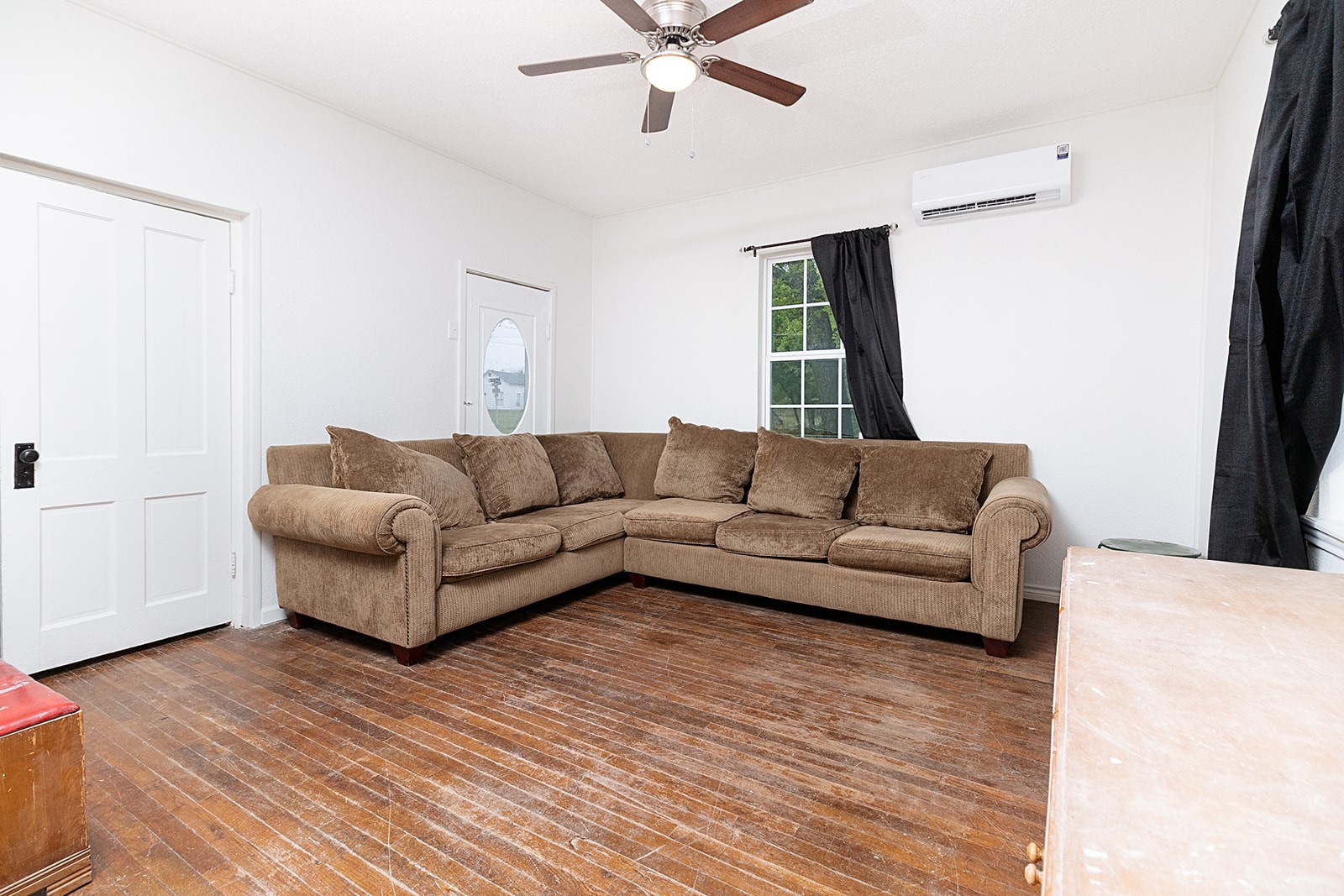 607 W 6th Street Brady TX 76825