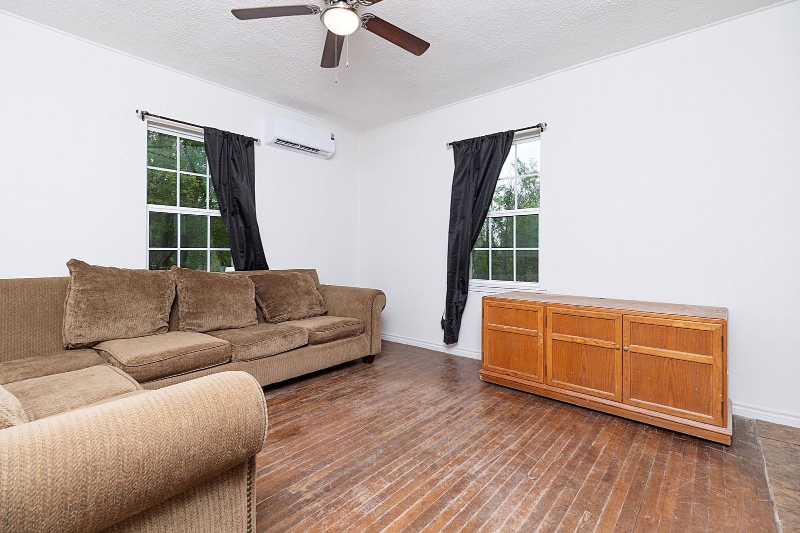 607 W 6th Street Brady TX 76825
