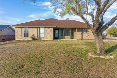 702 Parkridge Drive Decatur TX 76234