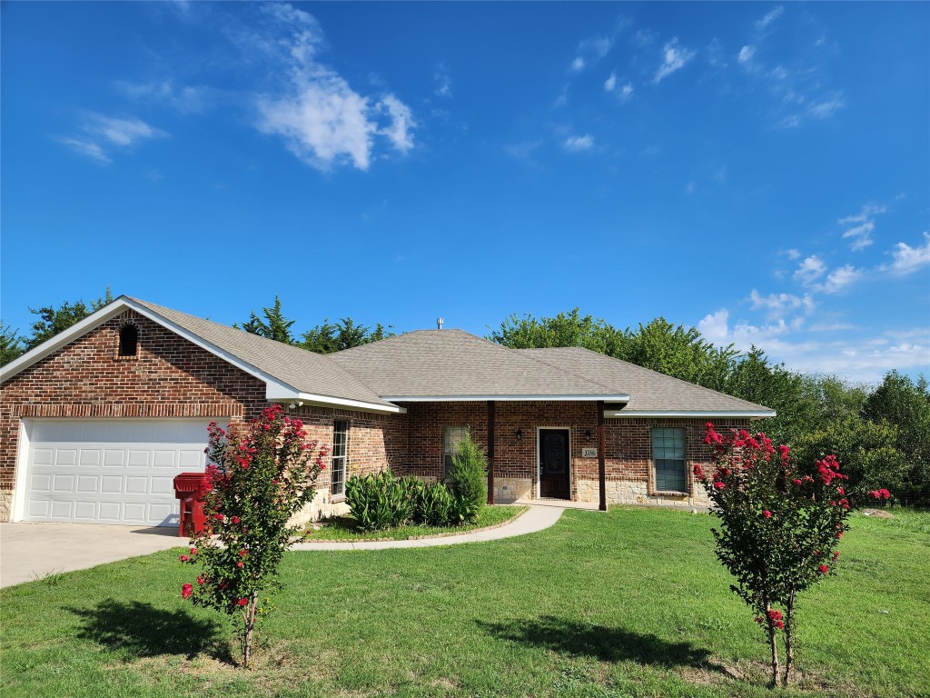 1246 Mckinney Street Van Alstyne TX 75495