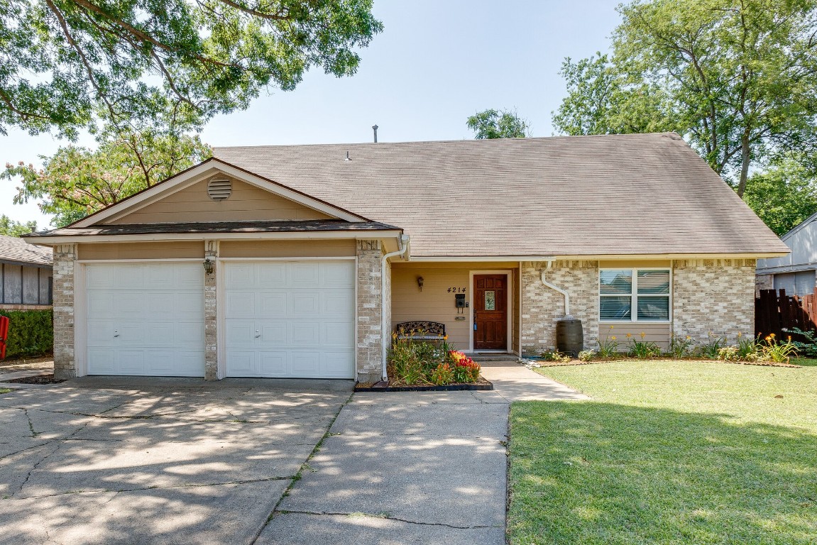 4214 Justice Lane Garland TX 75042