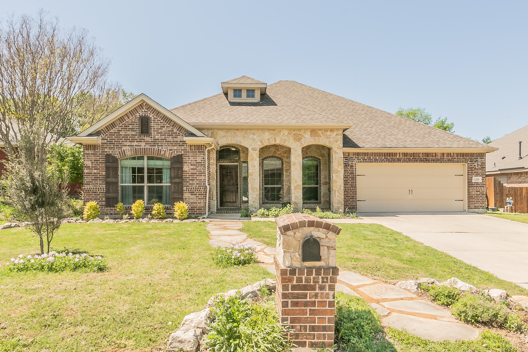 138 Brushy Trail W Fort Worth TX 76108