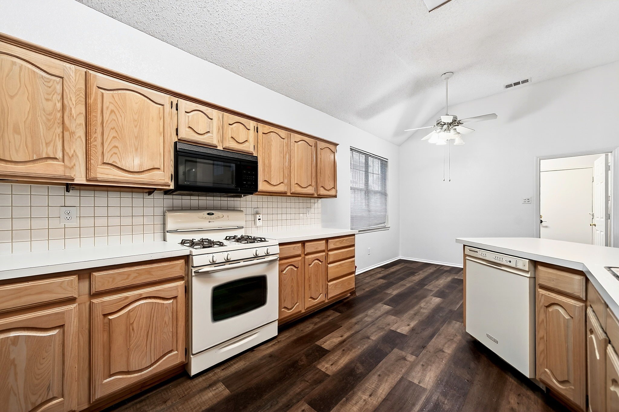 809 Yosemite Trail Mesquite TX 75149