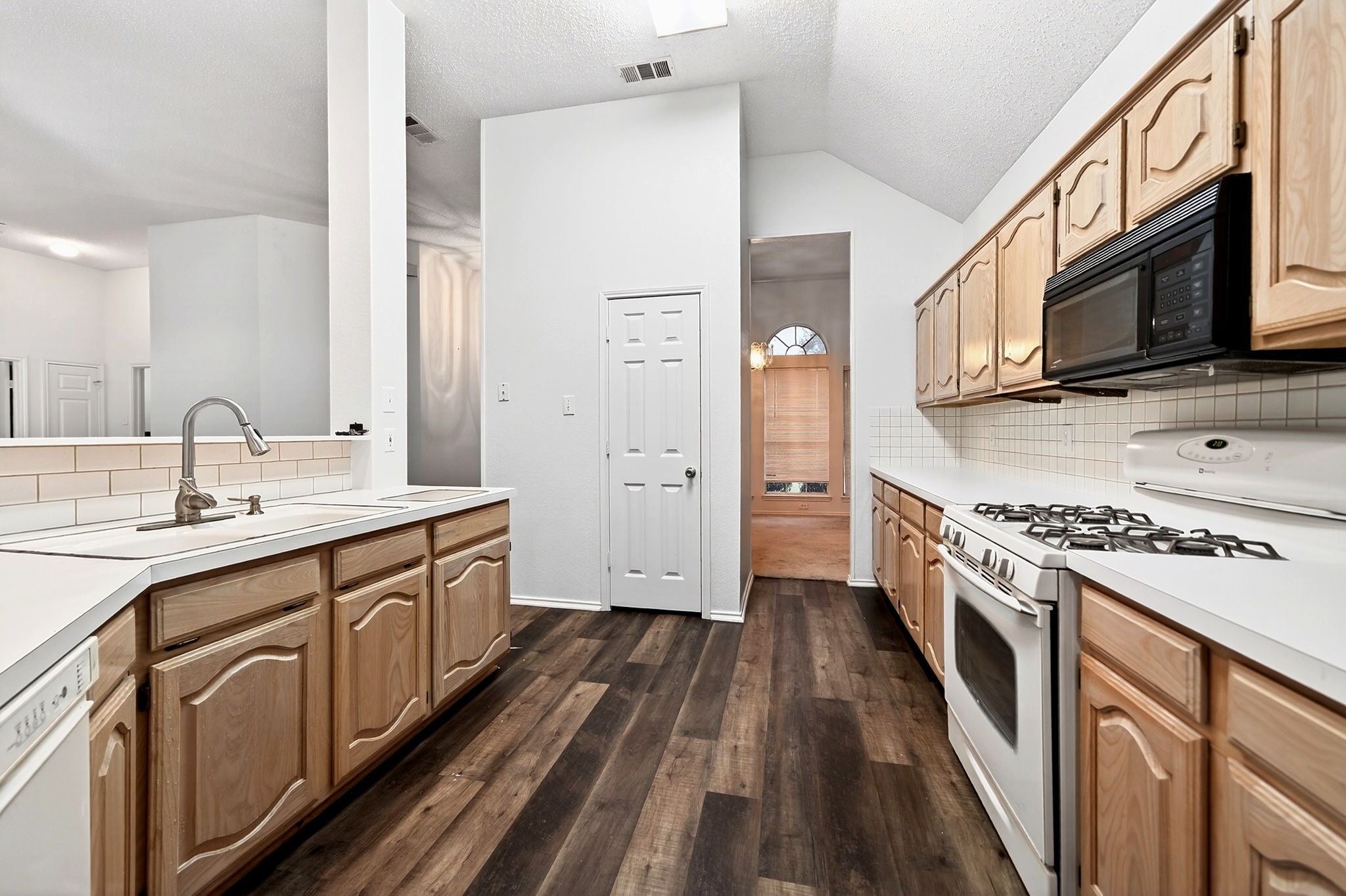 809 Yosemite Trail Mesquite TX 75149