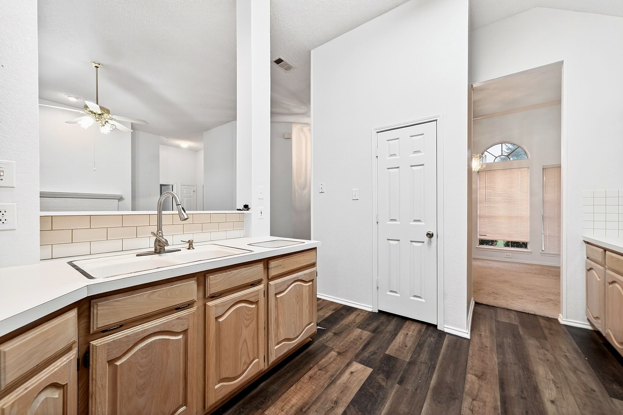 809 Yosemite Trail Mesquite TX 75149
