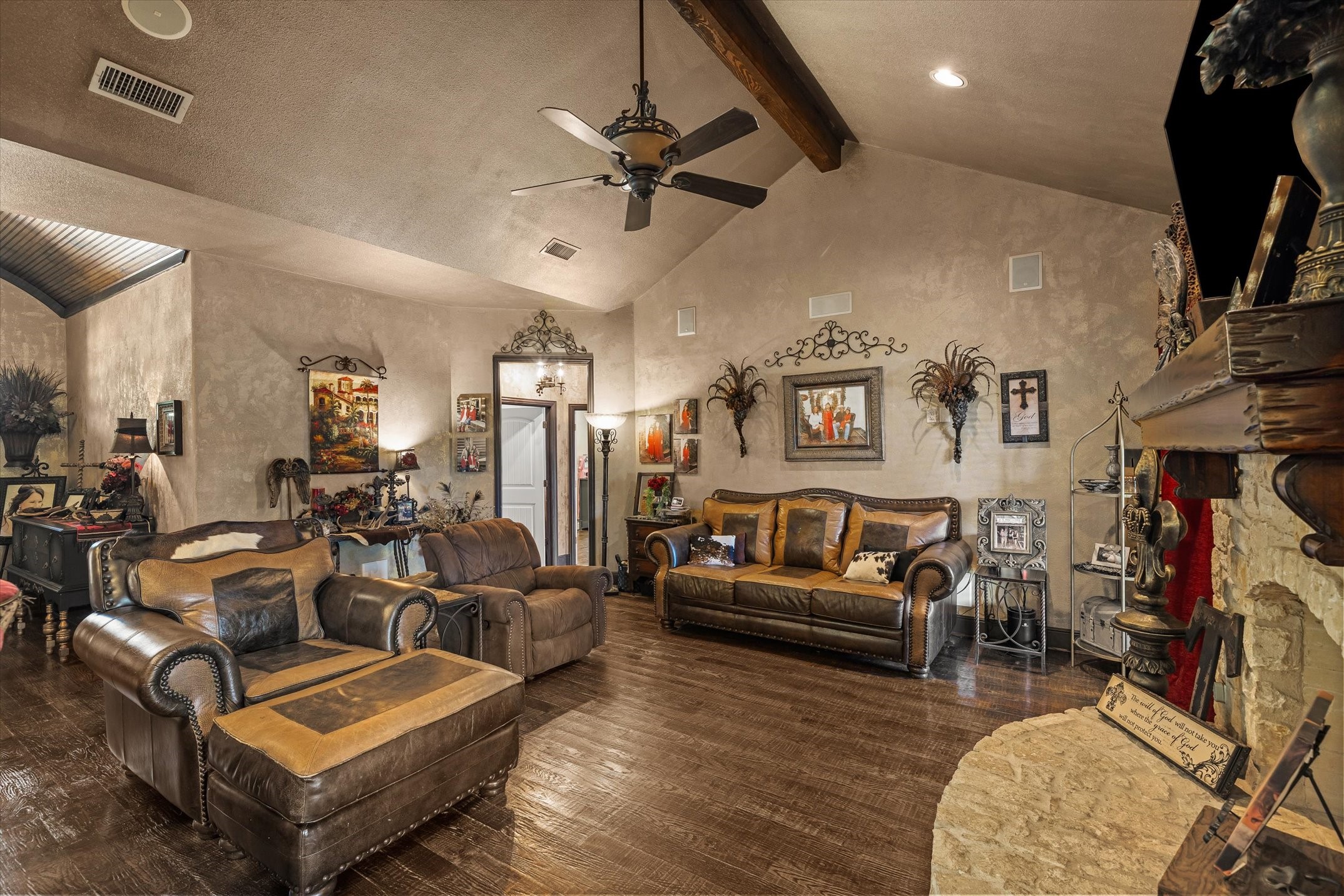 347 Vz County Road 3108 Edgewood TX 75117