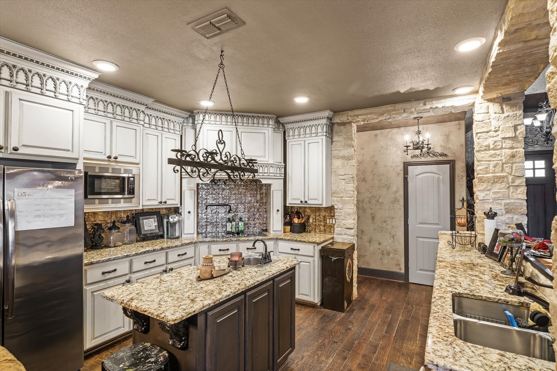 347 Vz County Road 3108 Edgewood TX 75117