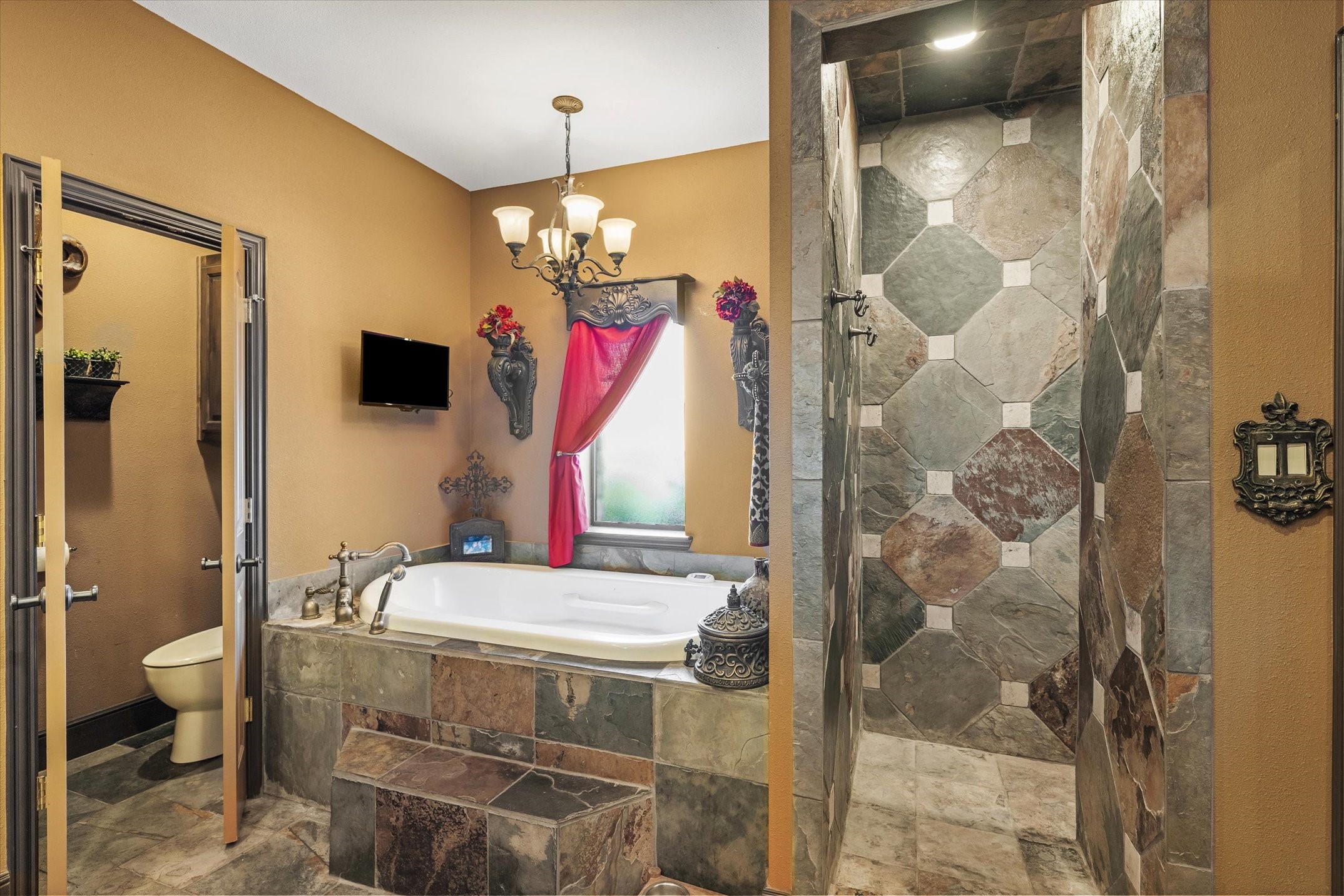 347 Vz County Road 3108 Edgewood TX 75117