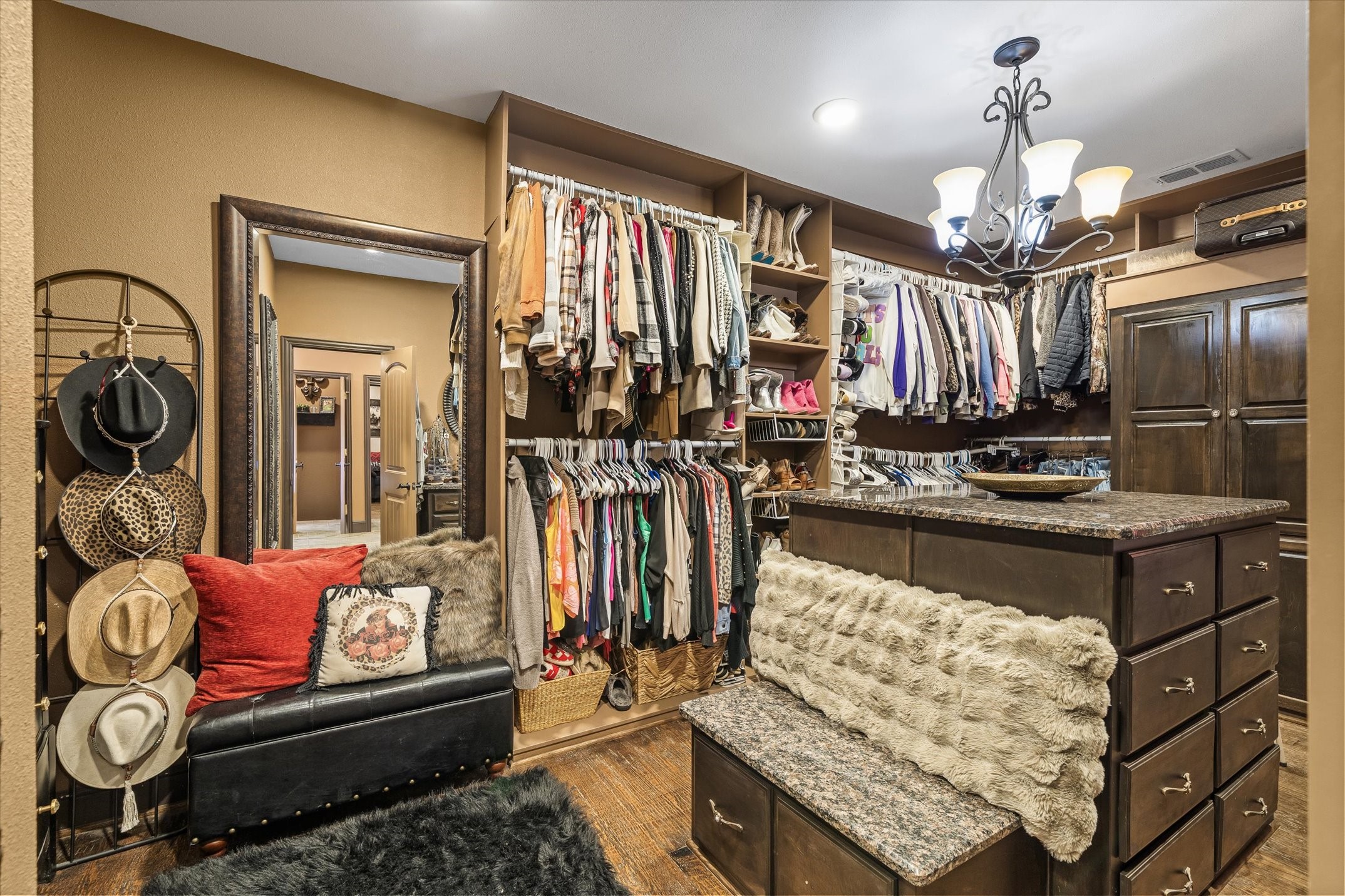 347 Vz County Road 3108 Edgewood TX 75117
