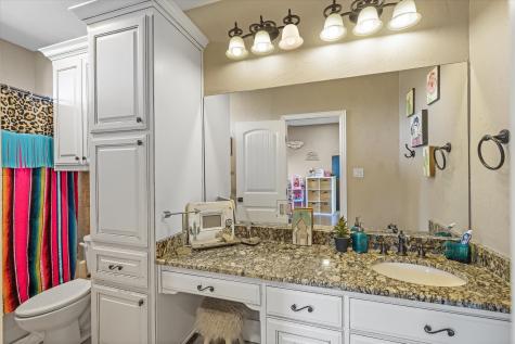347 Vz County Road 3108 Edgewood TX 75117