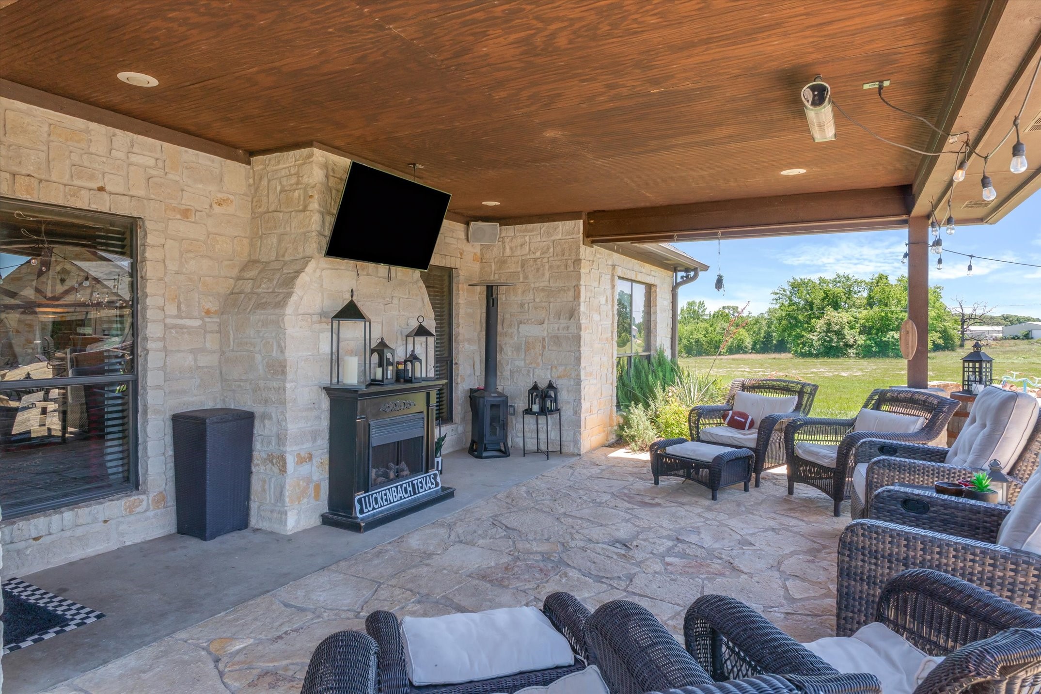 347 Vz County Road 3108 Edgewood TX 75117