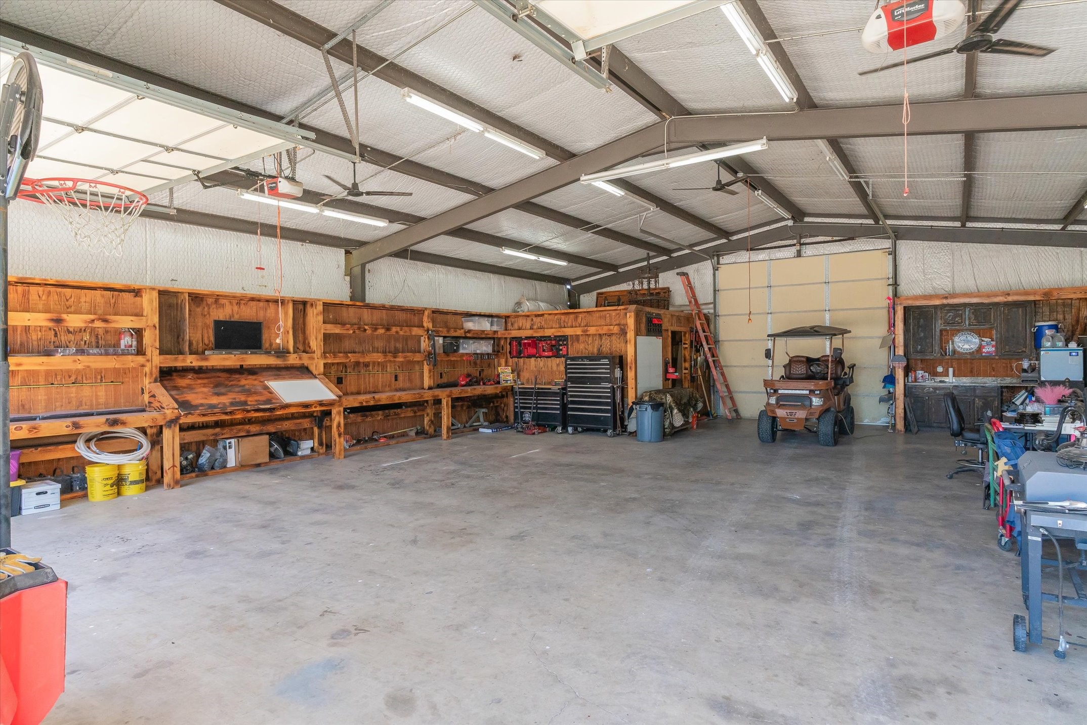 347 Vz County Road 3108 Edgewood TX 75117