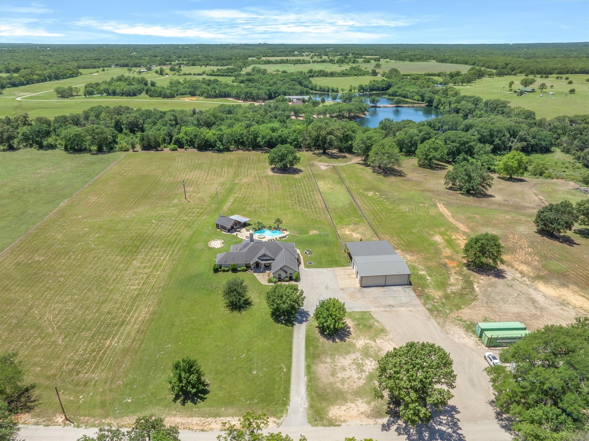 347 Vz County Road 3108 Edgewood TX 75117